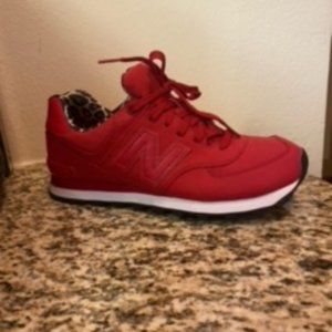 New Balance Athletic Shoe - Red / Leopard